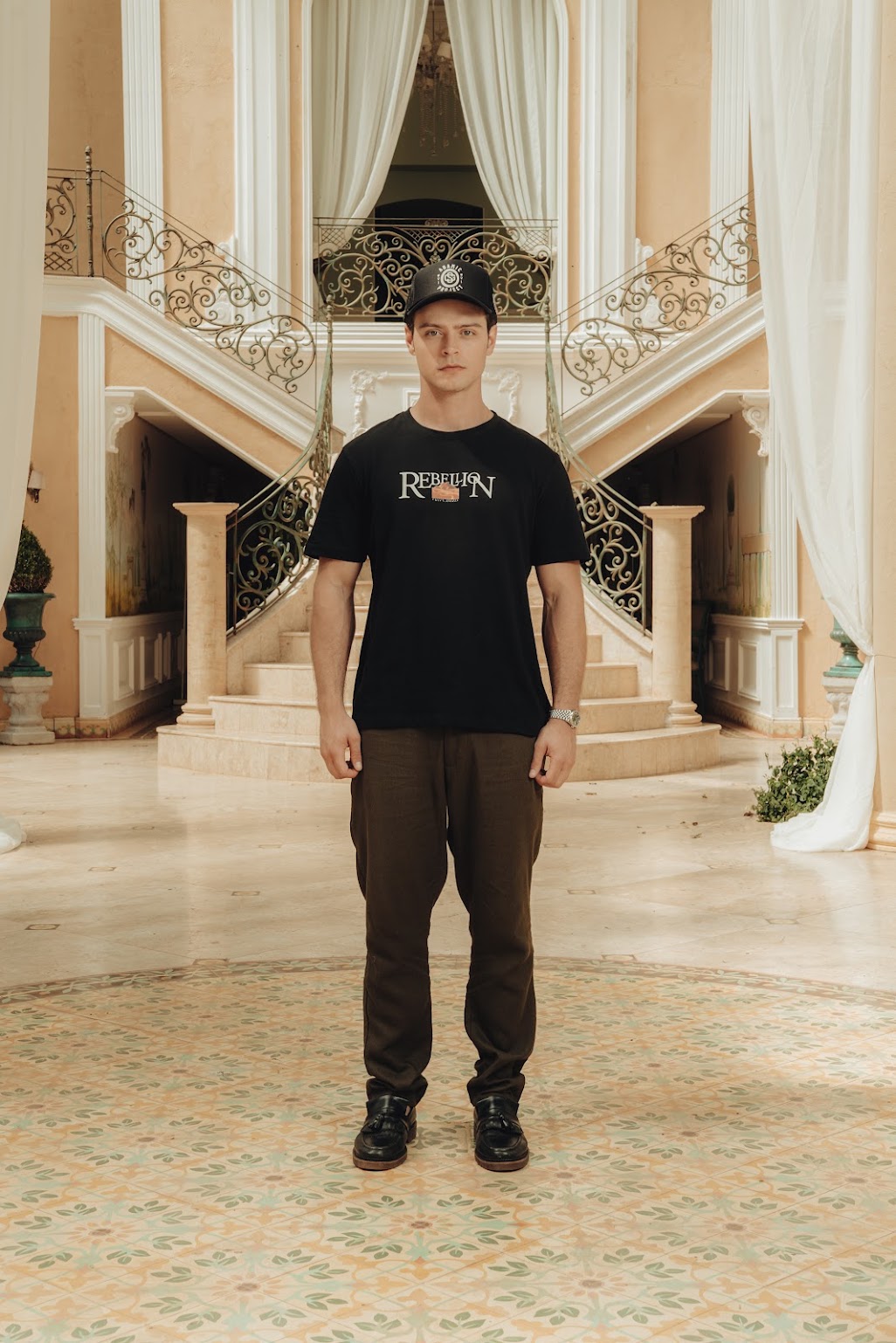Revolution T-Shirt - Black